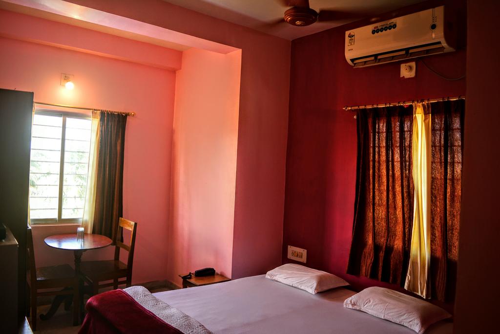 Hotel Lotus Puri Reviews, Photos, Prices. Checkin, Checkout Timing of