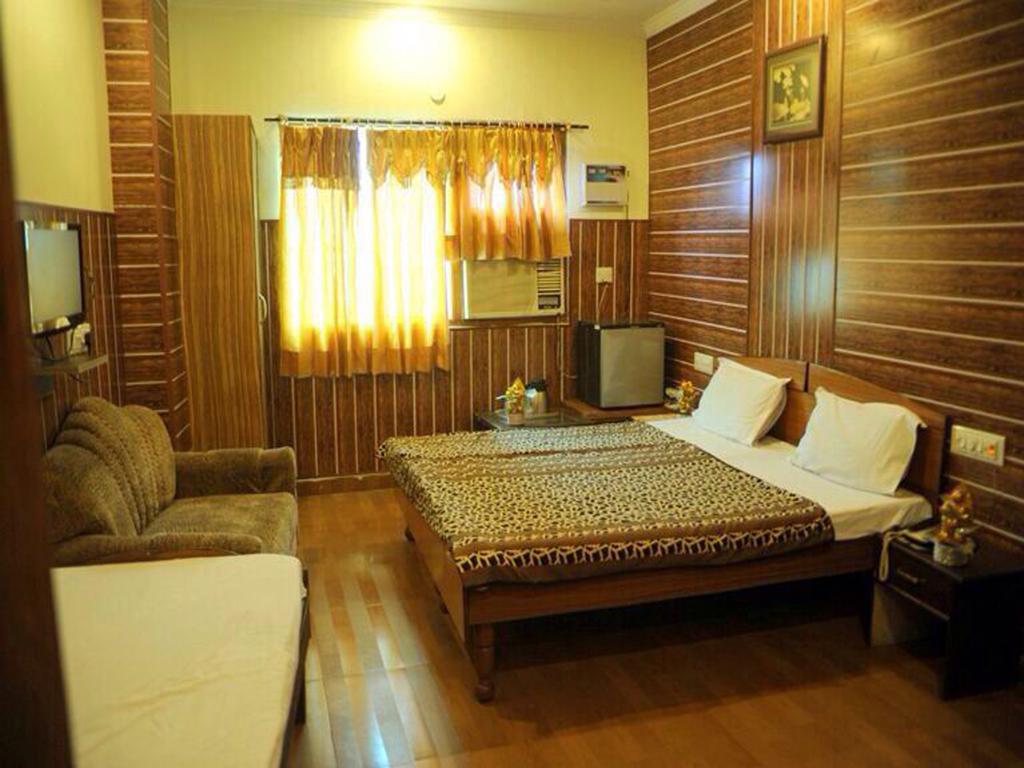 Hotel M.a. International in amritsar Hotel M.a. International in amritsar