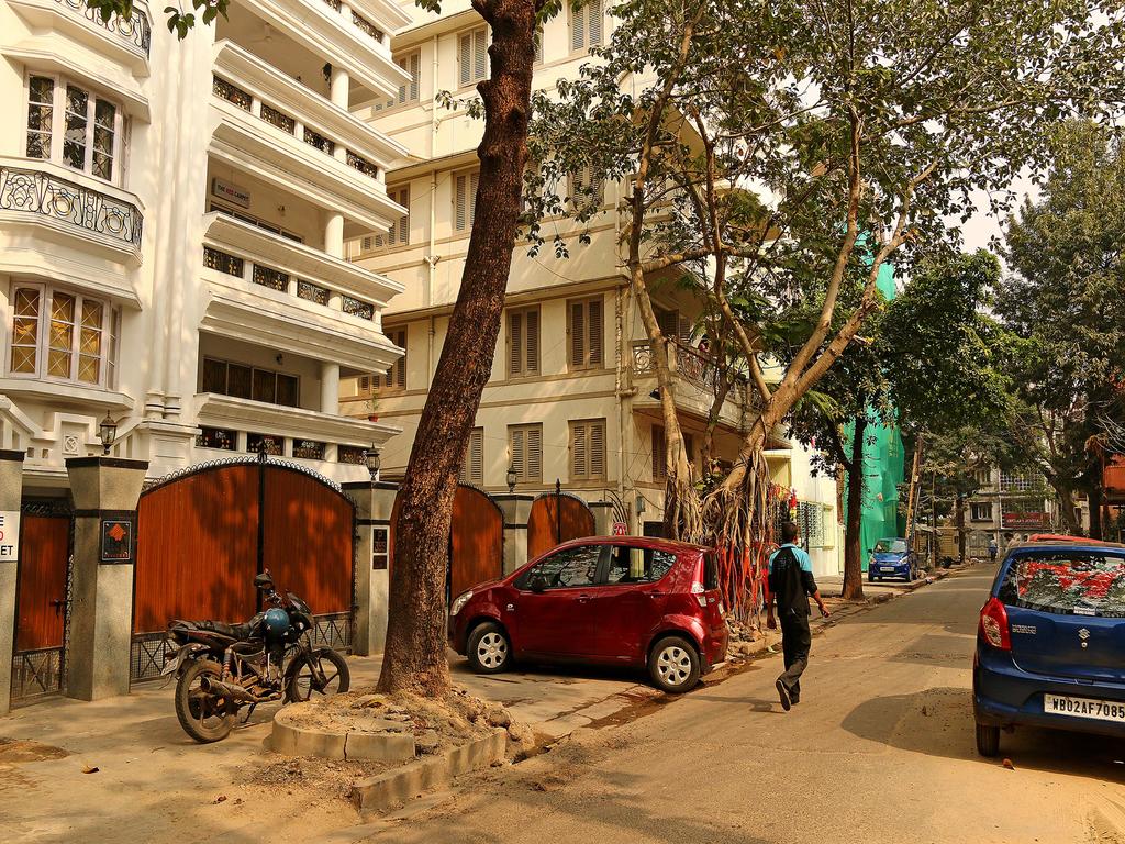 Oyo 3985 Apartment Gariahat Hotel Kolkata Reviews, Photos, Prices