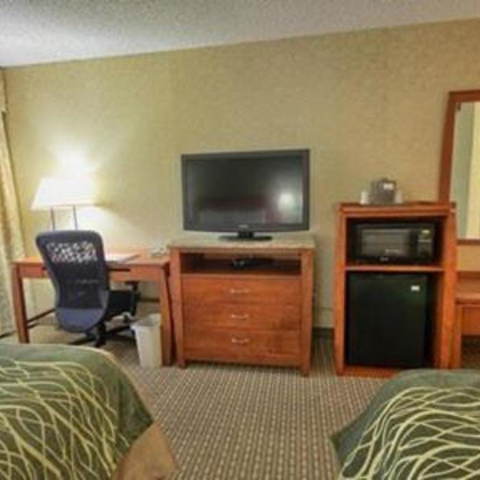 Comfort Inn Near Greenfield Village Hotel Dearborn Reviews Photos