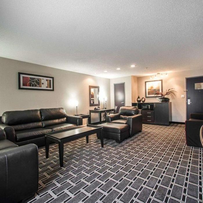 Comfort Suites Airport Hotel Nashville Reviews Photos Prices