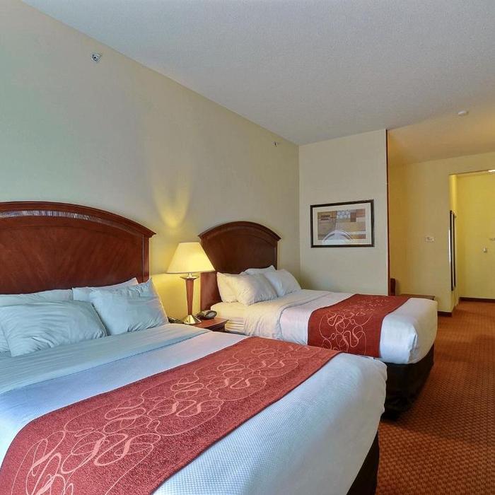Comfort Suites Airport Hotel Indianapolis Reviews Photos Prices