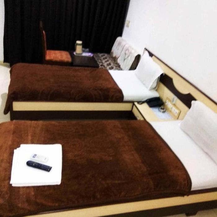 Hotel Comfort Surat Reviews Photos Prices Check In Check Out
