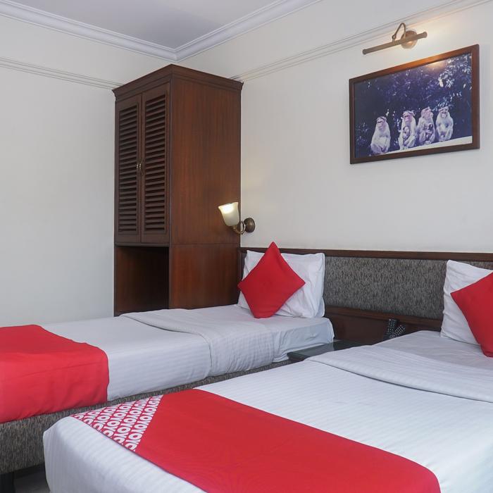 Oyo 691 Hotel Srimaan Pune Reviews Photos Prices Check In - 