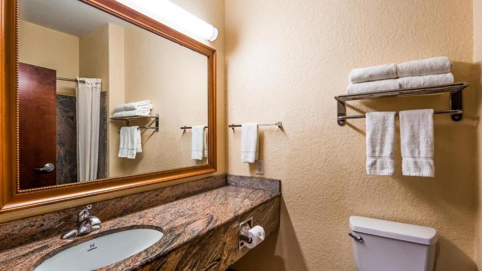 Best Western Mainland Inn Suites Hotel Texas City Reviews Photos