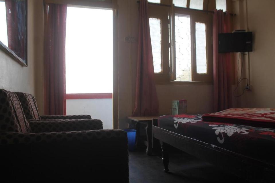 Budget Stay Near Mall Road Hotel Mussoorie Reviews Photos Prices