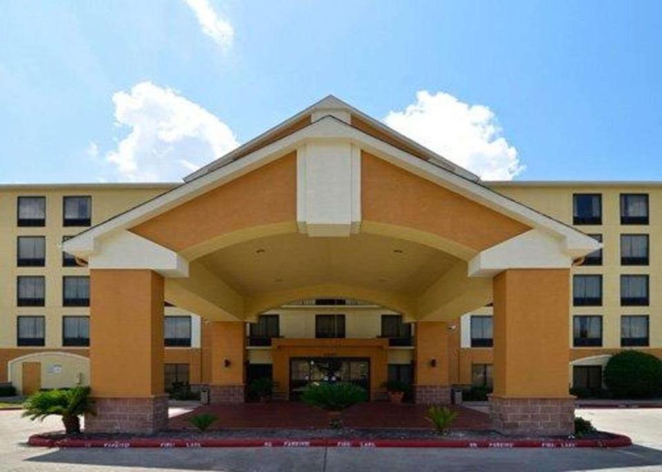 Comfort Inn 290 Nw Hotel Houston Reviews Photos Prices Check In