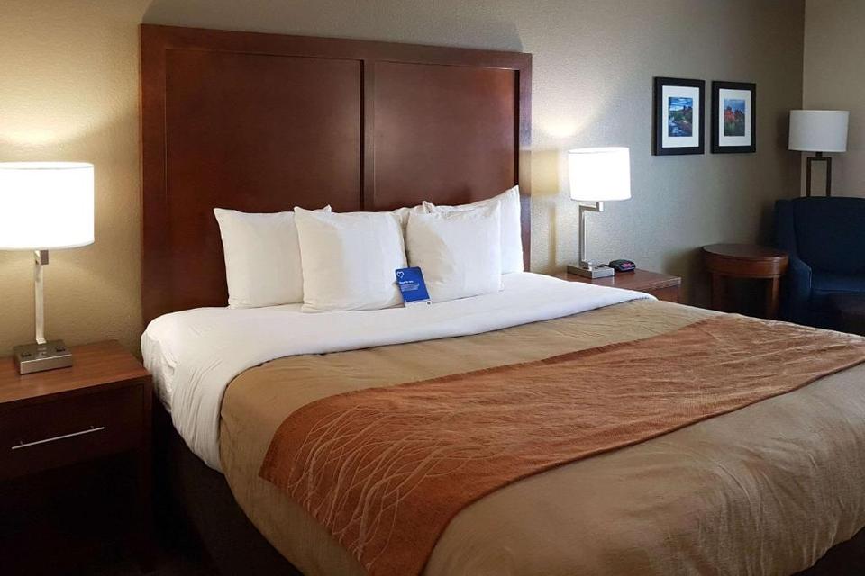 Comfort Inn I 10 West At 51st Ave Hotel Phoenix Reviews Photos