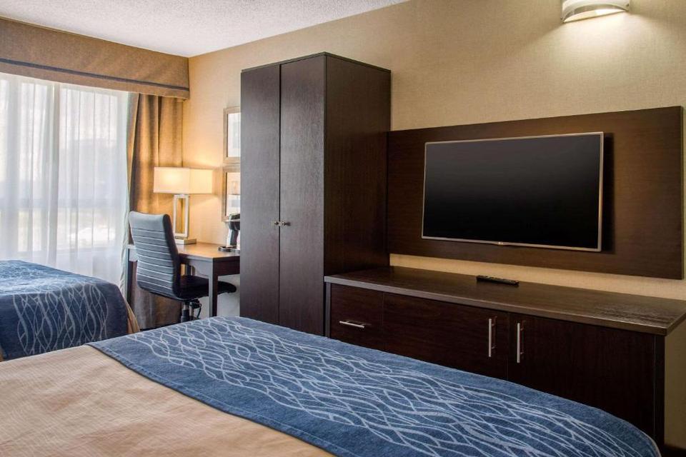 Comfort Inn Montreal Airport Hotel Pointe Claire Reviews Photos