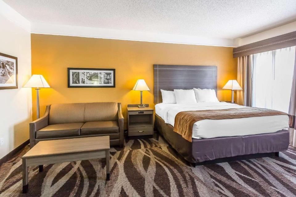Comfort Inn Hotel San Antonio Reviews Photos Prices Check In