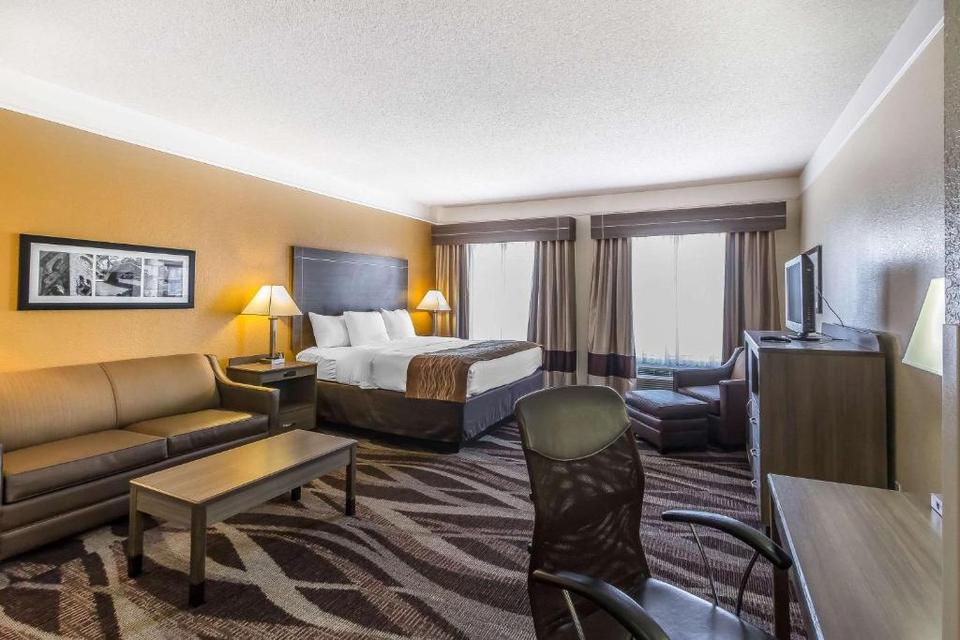Comfort Inn Hotel San Antonio Reviews Photos Prices Check In