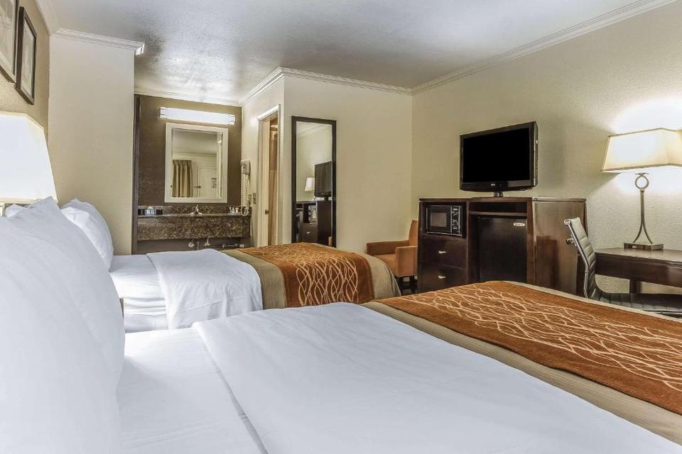 Comfort Inn Hotel Santa Cruz Reviews Photos Prices Check In