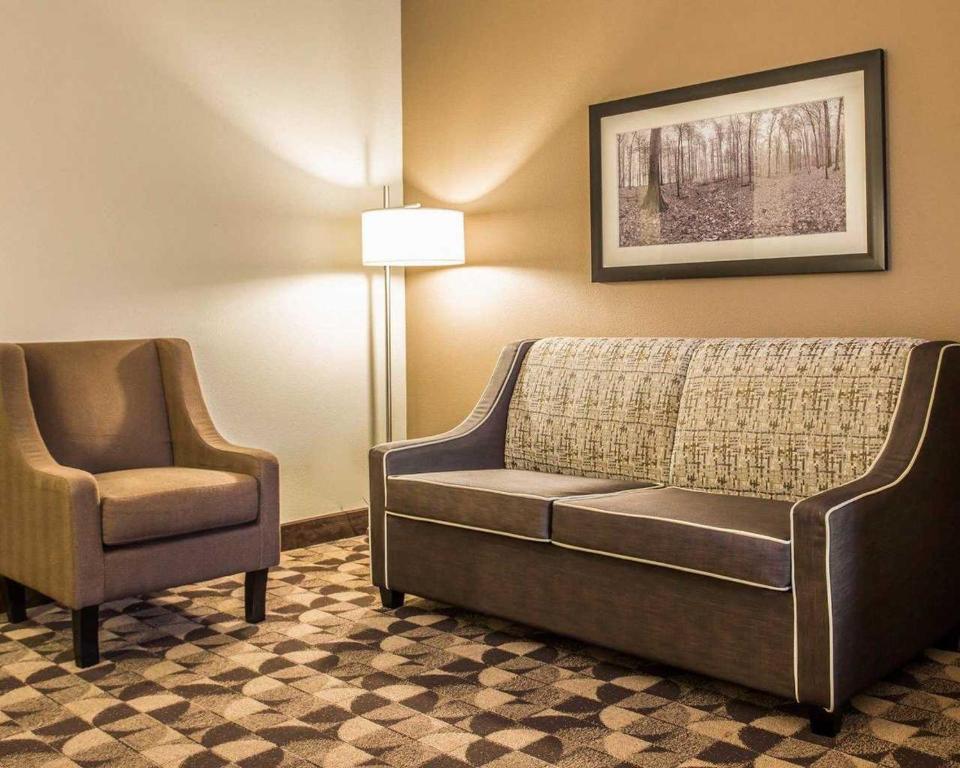 Comfort Suites At Harbison Hotel Columbia Reviews Photos Prices