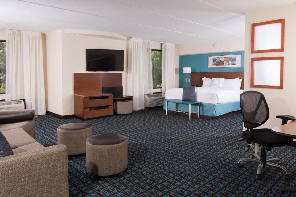Fairfield Inn And Suites Airport South Sullivan Road Hotel Atlanta