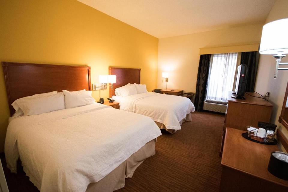 Hampton Inn Suites St Louis Hotel Chesterfield Reviews Photos