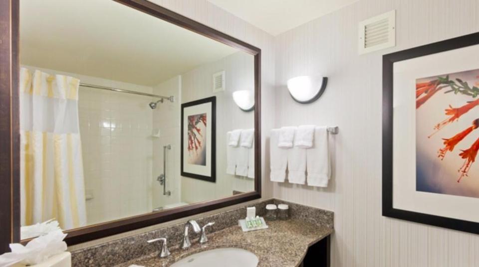 Hilton Garden Inn Perimeter Center Hotel Atlanta Reviews Photos