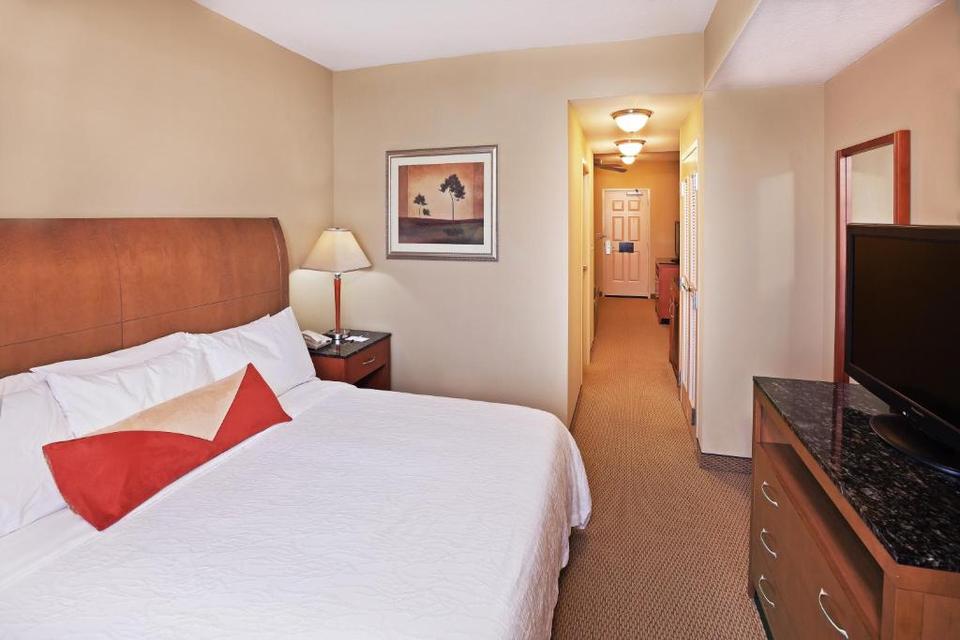 Hilton Garden Inn South Hotel Tulsa Reviews Photos Prices Check