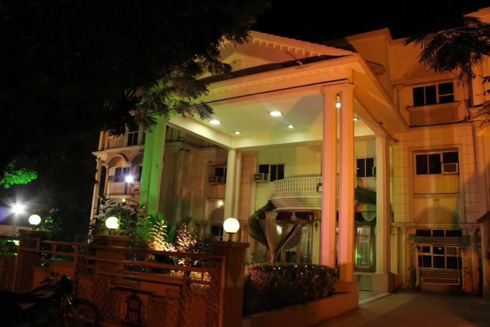 Hotel Shree Maruti Gandhidham Reviews Photos Prices Check - 