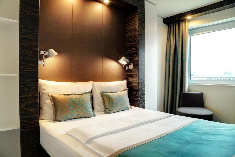 Motel One Am Michel Hotel Hamburg Reviews Photos Prices Check In Check Out Timing Of Motel One Am Michel Hotel More Ixigo