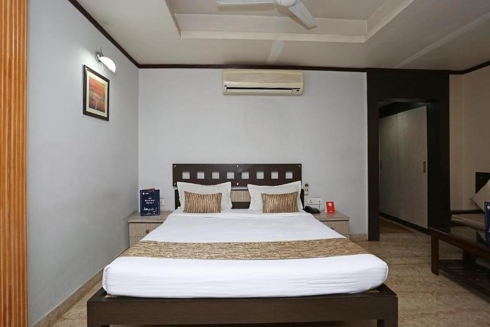 Hotel crystal residency india