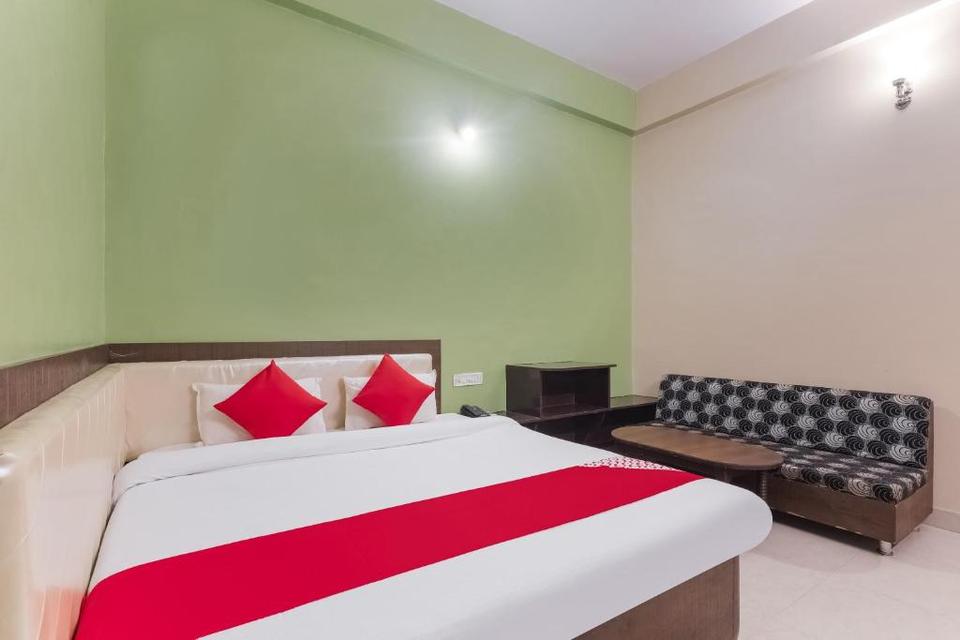 Oyo 49090 G K Jain Hotel Guna Reviews Photos Prices Check In