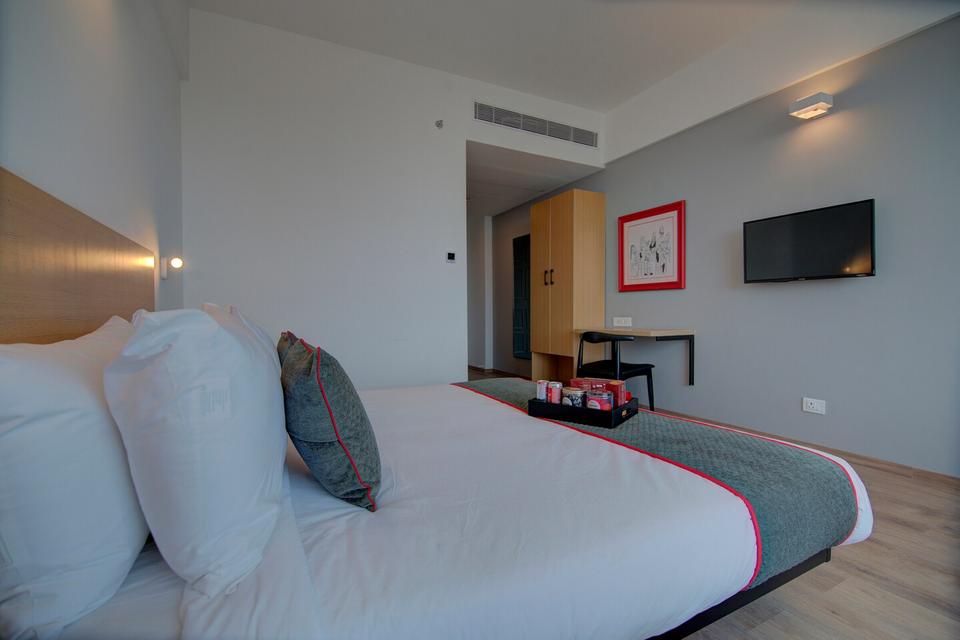 Oyo Townhouse 244 Munshipuliya Hotel Lucknow Reviews Photos