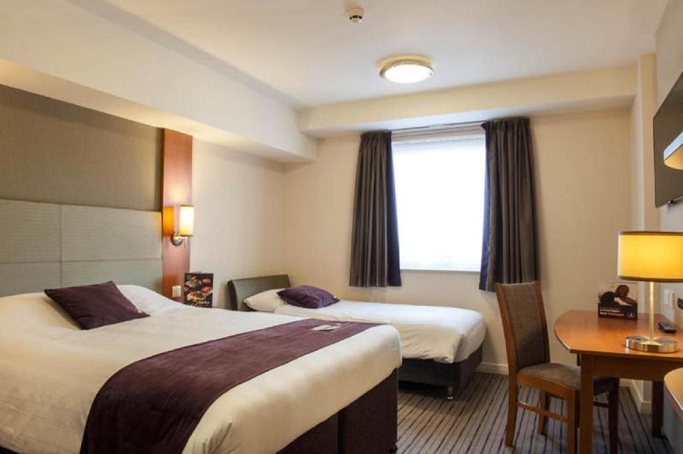 Premier Inn Bank Tower Hotel London Reviews Photos Prices Check