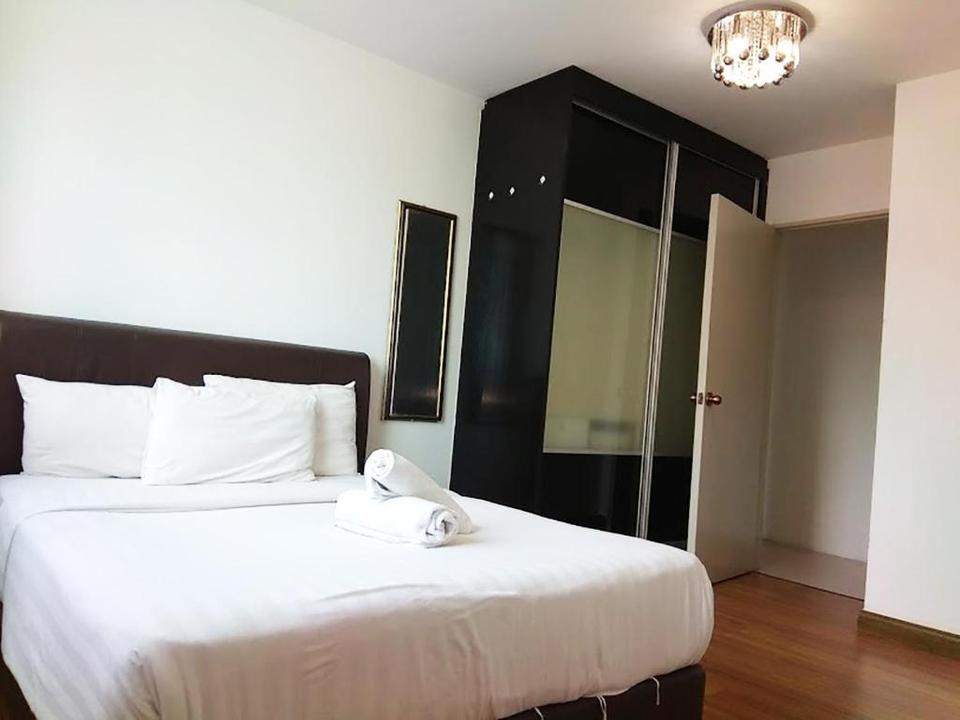 Taragon Service Panel Kl Hotel Kuala Lumpur Reviews Photos