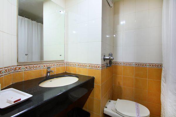 The Viceroy Comforts Hotel Mysore Reviews Photos Prices Check