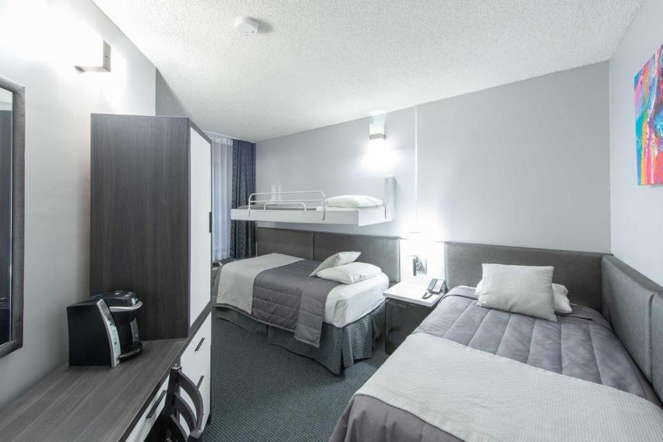 Travelodge By Wyndham Centre Hotel Montreal Reviews Photos Prices Check In Check Out Timing Of Travelodge By Wyndham Centre Hotel More Ixigo