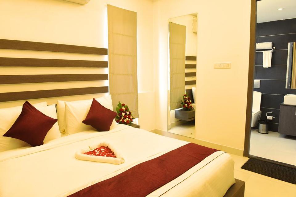 Treehouse Alchemy Creek Hotel Baga Reviews Photos Prices - 