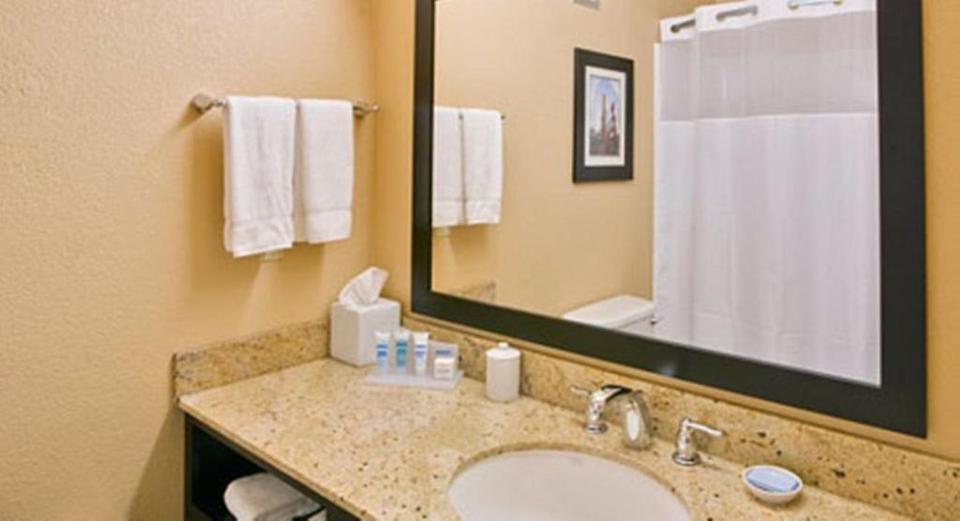 Wyndham Garden Airport Hotel Oklahoma City Reviews Photos Prices