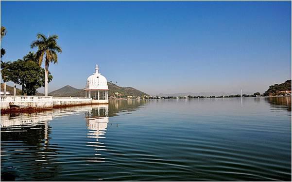 places to visit around udaipur airport