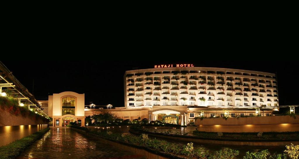 7 5 Star Hotels In Indore Compare Book Best Hotel Sayaji In Indore
