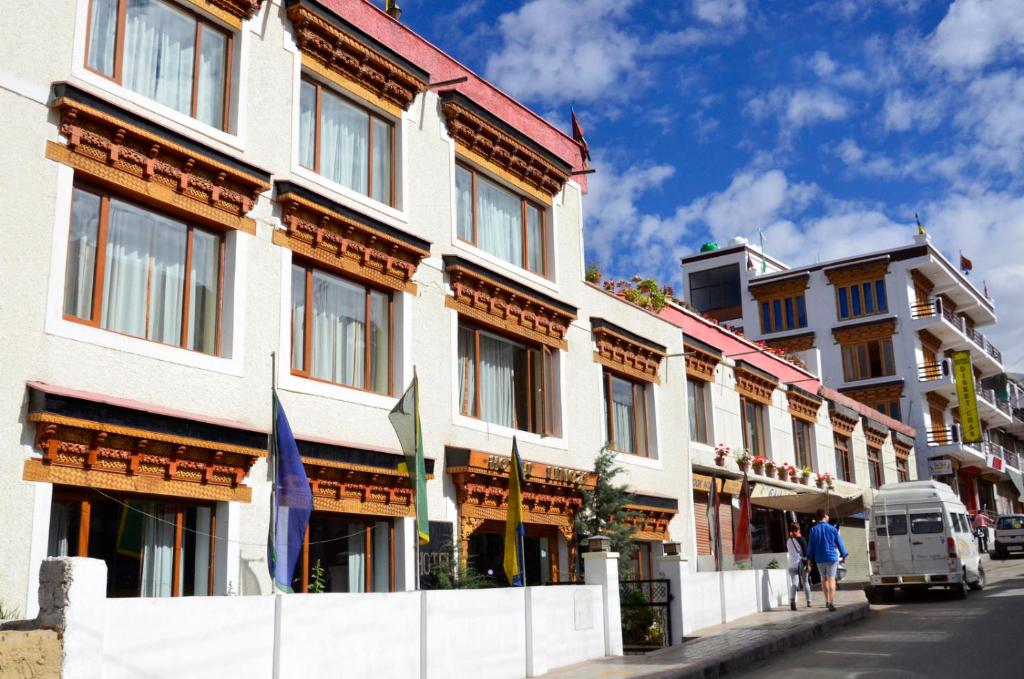 250 Hotels In Leh Compare Book Tariff Reviews Lingzi Hotel
