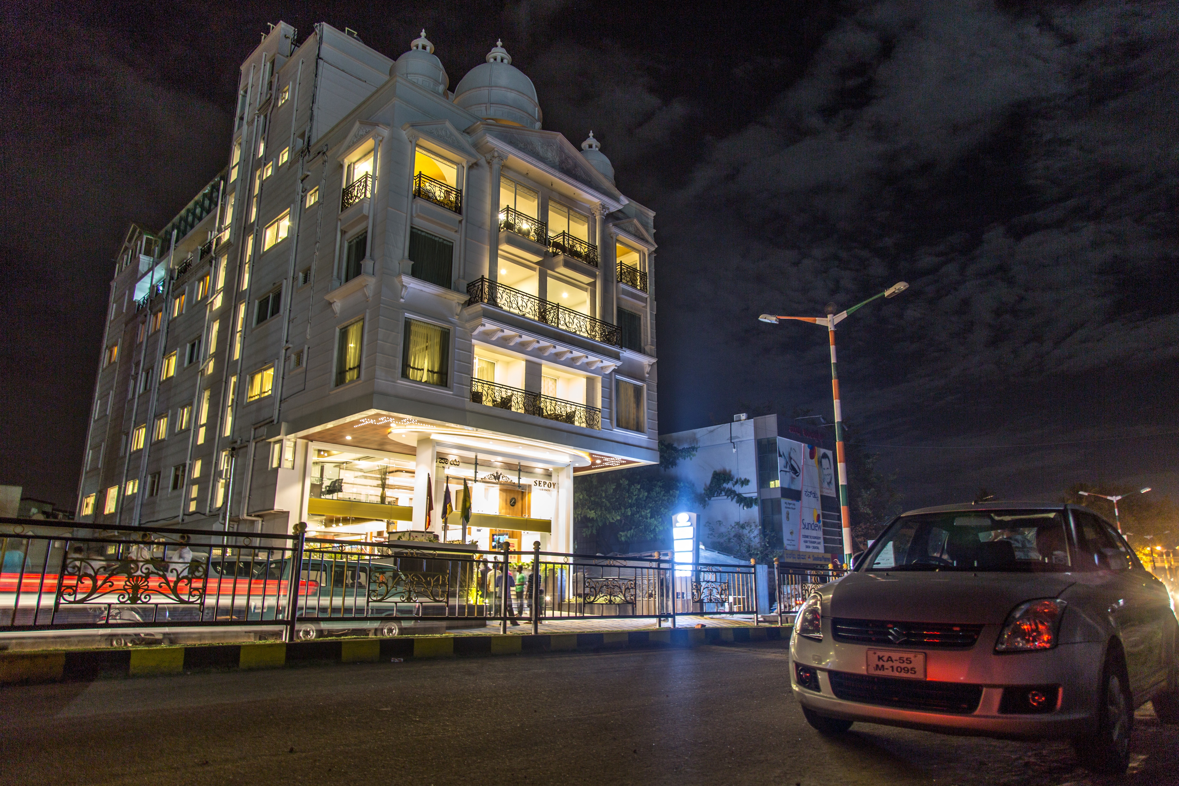 Oyo 642 The Atrium Boutique Hotel Mysore Reviews, Photos, Prices. Checkin, Checkout Timing of