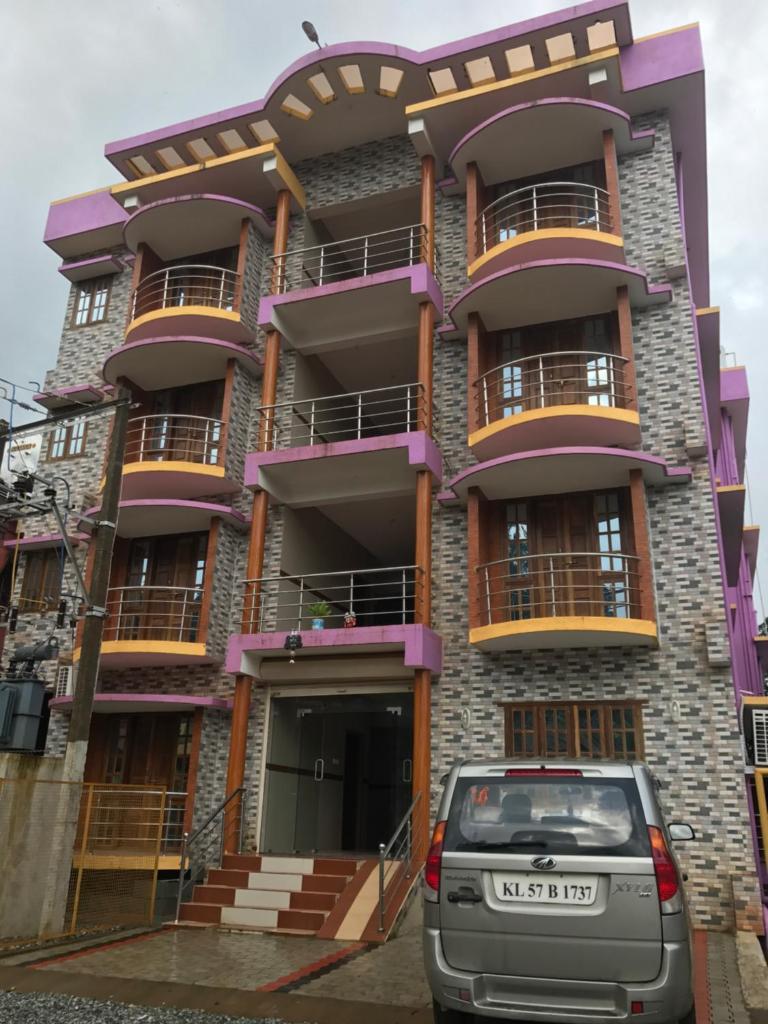 3 Hotels Near Mookambika Temple Kolluru Compare Book Hamilton Residency In Kolluru